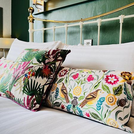 The Kendrick Exclusively For Adults Hotell Llandudno Eksteriør bilde